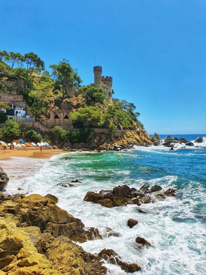 Mozaik Lloret Pensión *